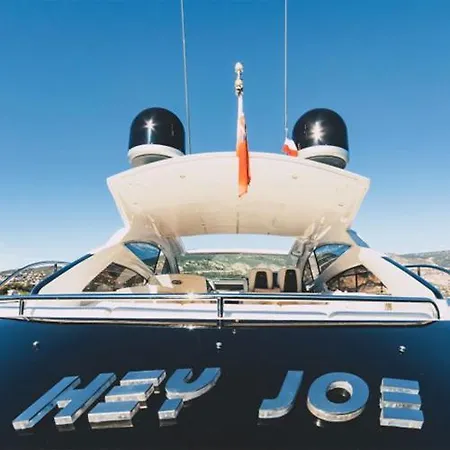 Botel Hey Joe *